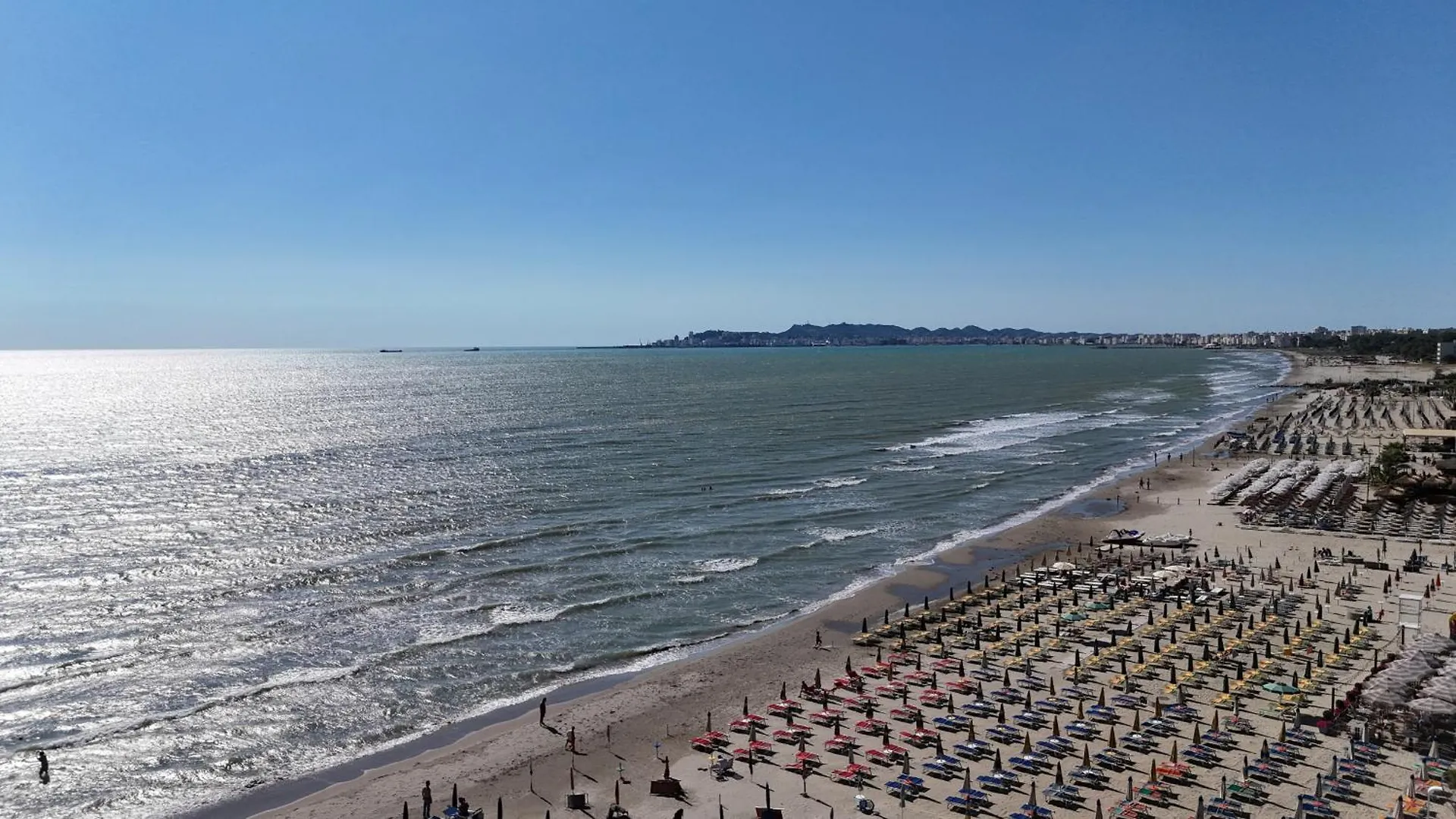 Apartment In Durres Beach 074 0*,
